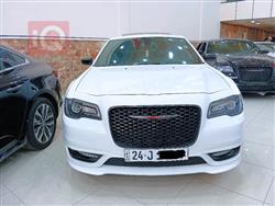 کرایسلەر 300